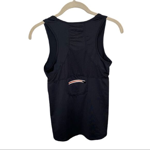 ZYIA Black Distance Zipper Tank. - Picture 4 of 6